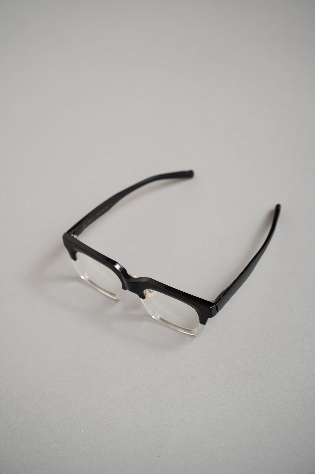 【PRE ORDER】FN-03E I_A(BLACK × CLEAR TWO-TONE)