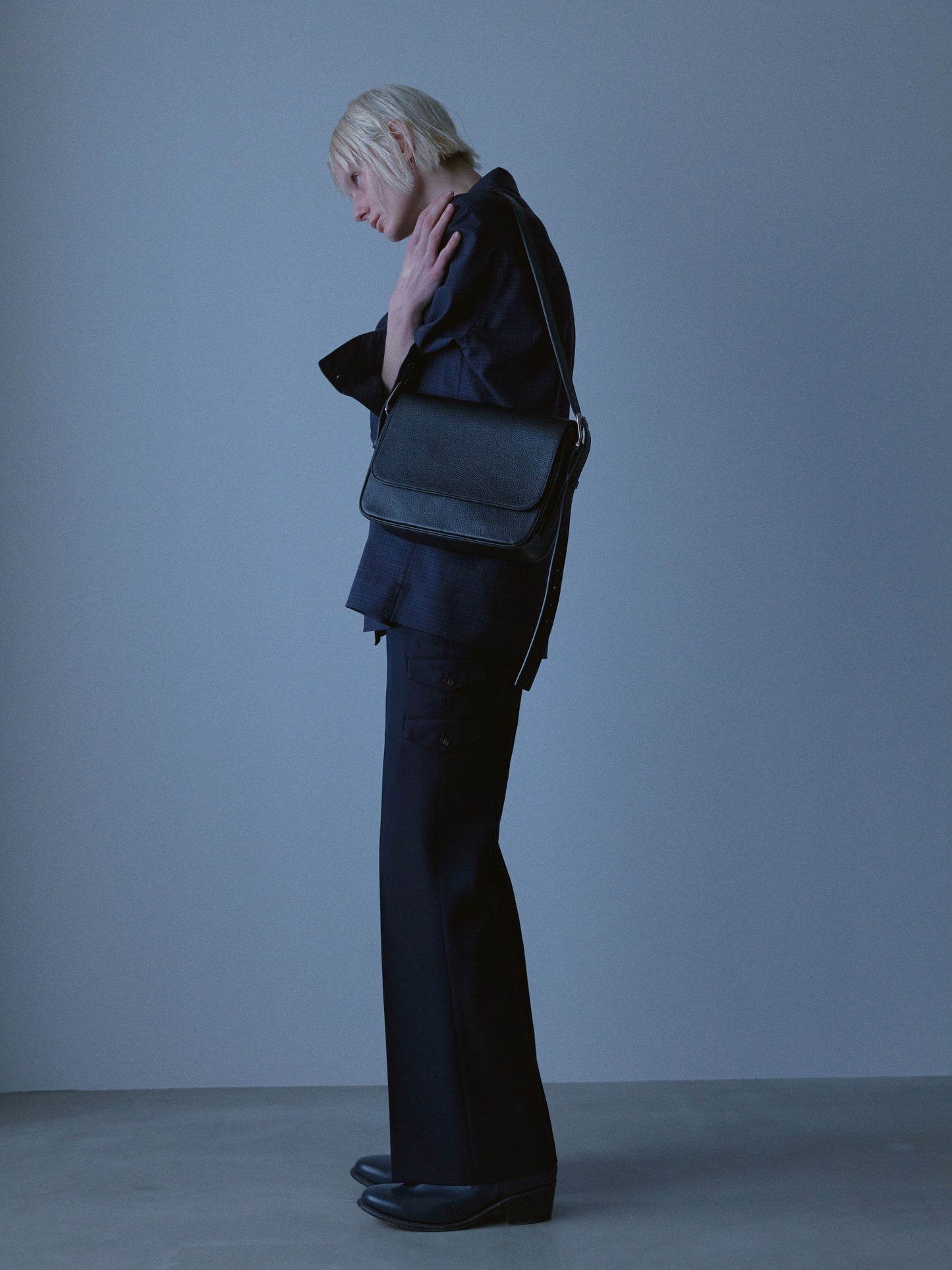 Leather Shoulder Bag [Dumbo](Black)
