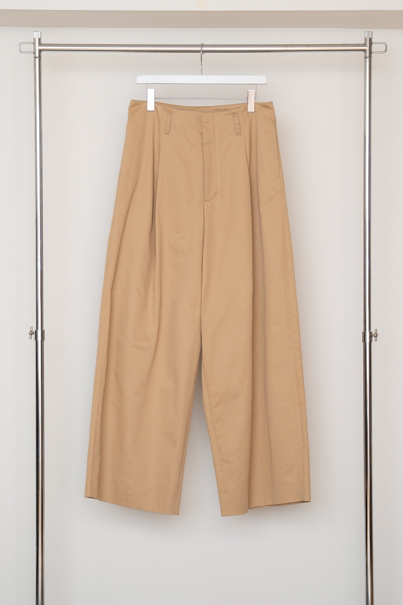 【PRE ORDER】Tuck Wide Trousers(Beige)