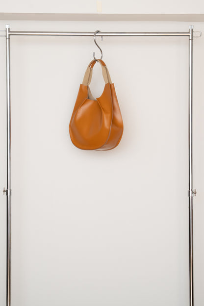 【PRE ORDER】S. CircleI [Leather Handle Bag・Small](Camel)