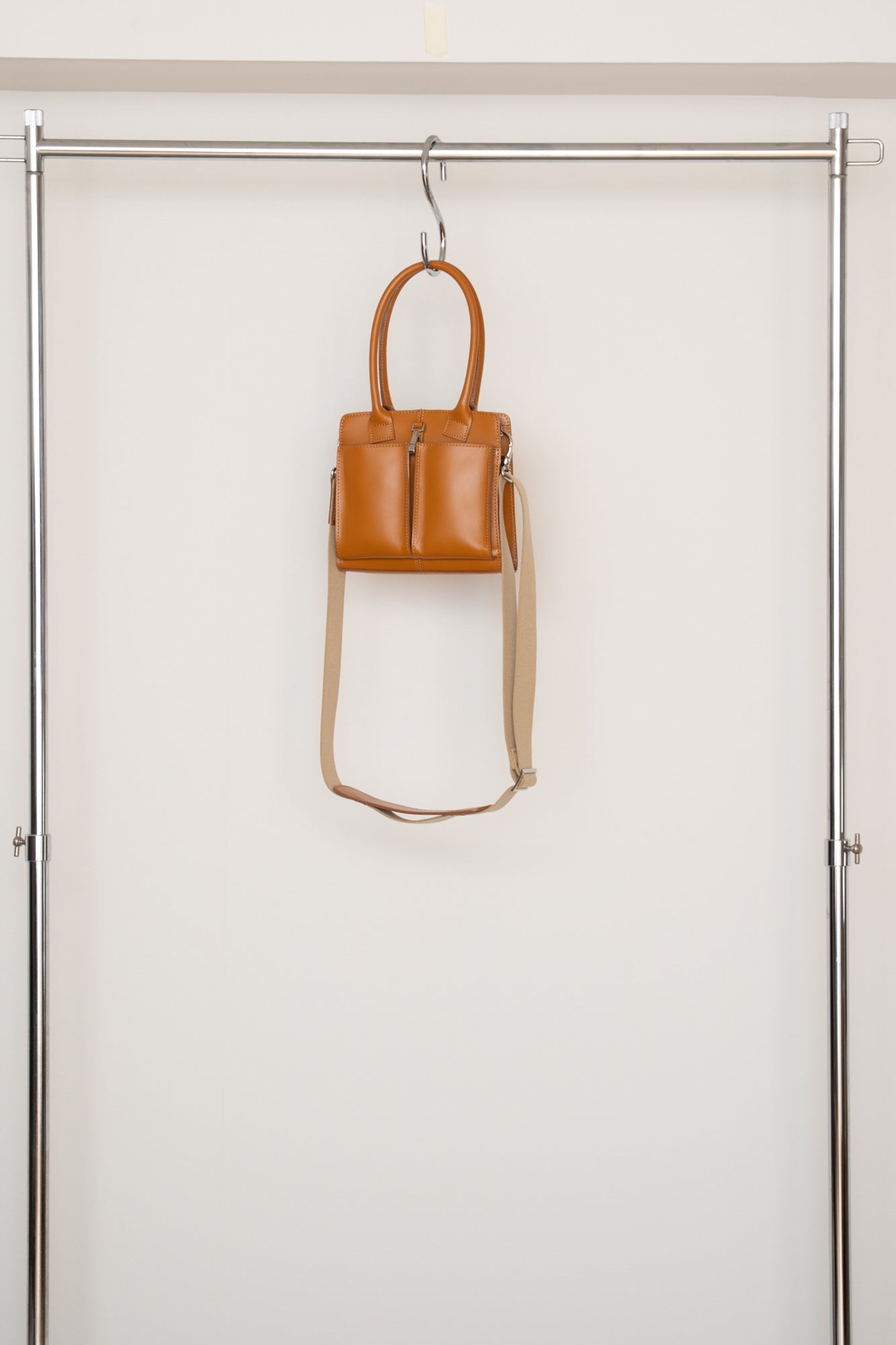 【PRE ORDER】P.Rectangle [Leather Helmet Bag・Play](Camel)