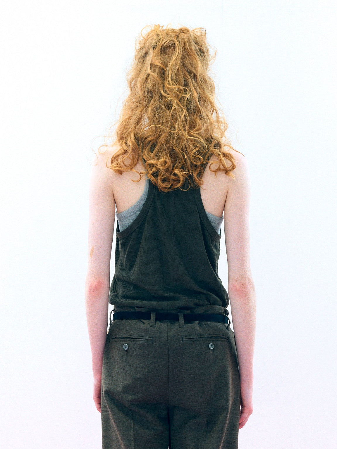 【Pre Order】Henley Neck Tank Top ( Khaki )