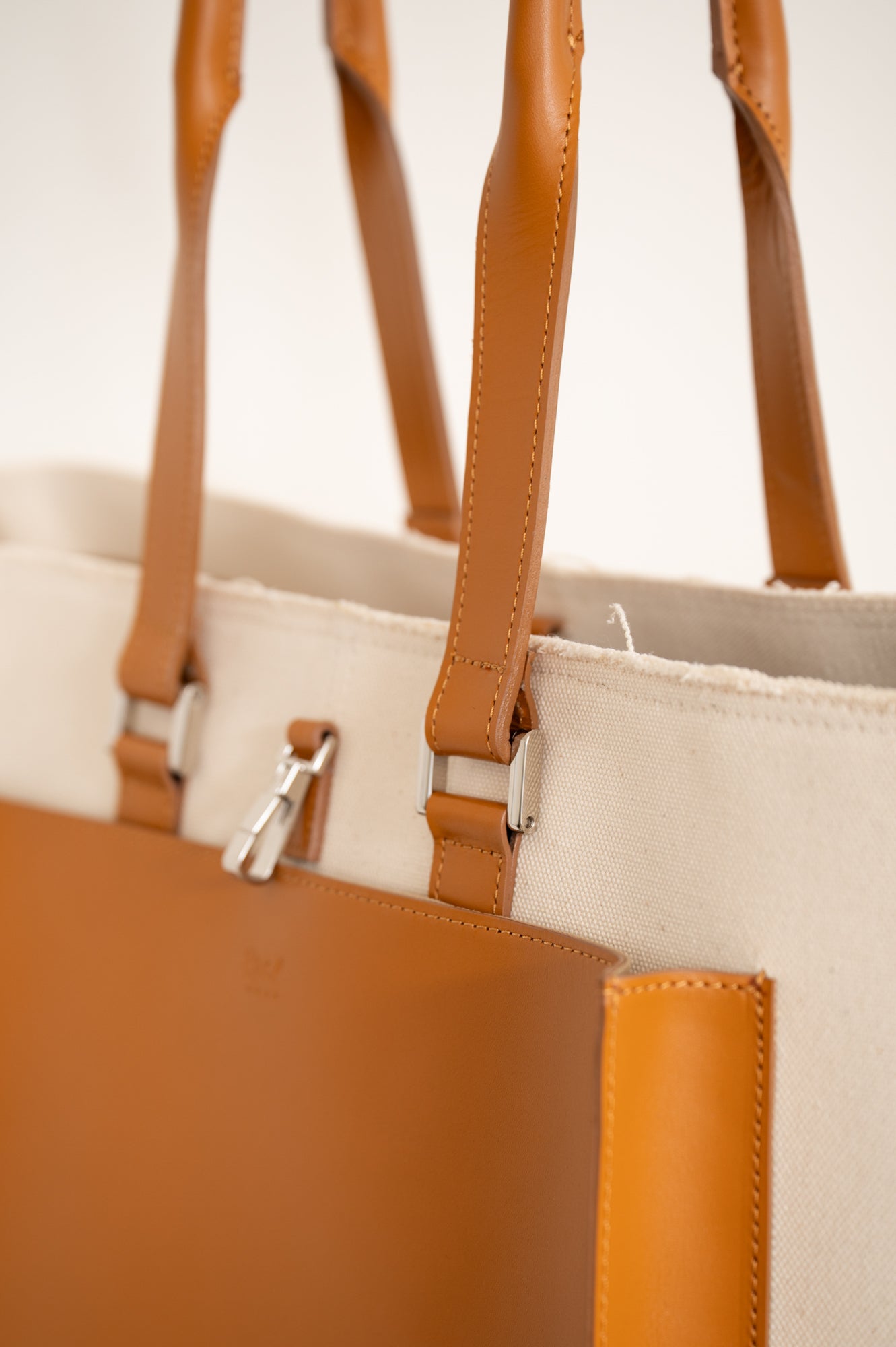【PRE ORDER】T.Rectangle [Leather Helmet Bag・Tote](Black)