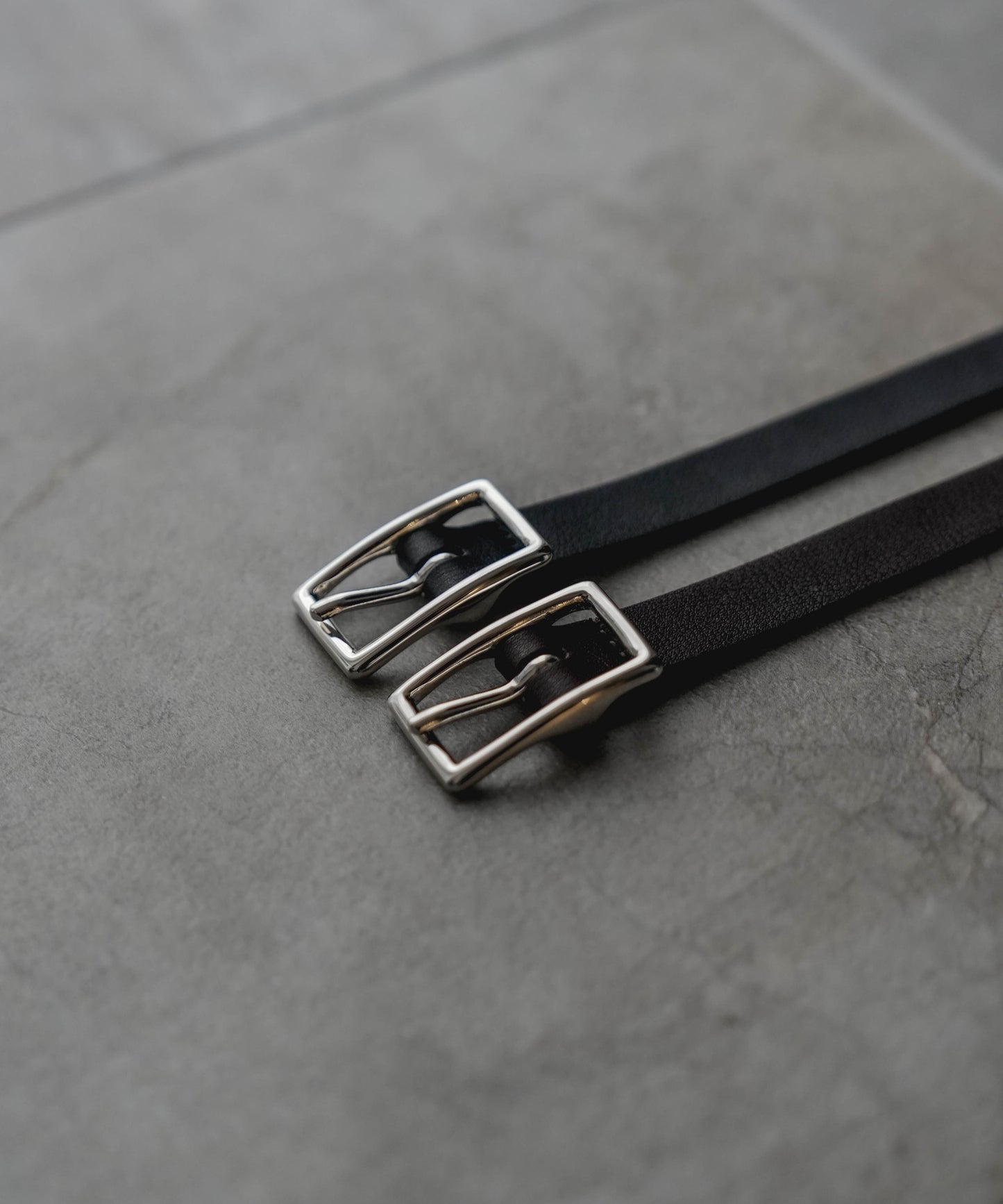 【PRE ORDER】Double Leather Bangle(Black)