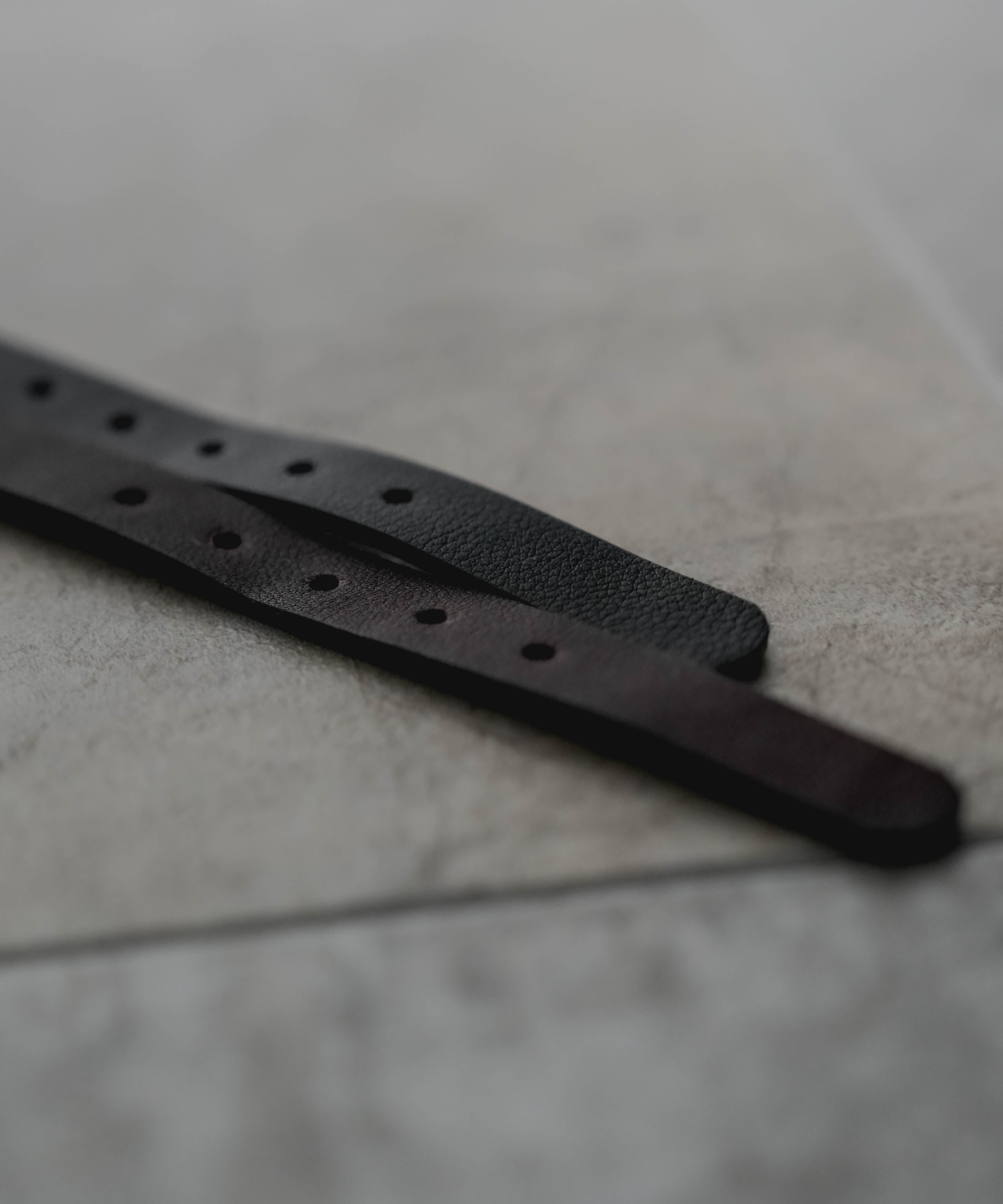 PRE ORDER】Double Leather Bangle(Black) – Yo Many Nation