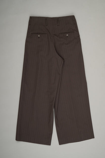 【Pre Order】Tuck Wide Trousers ( Khaki Stripe )