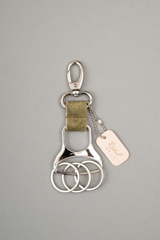 【Pre Order】W Ring Keychain ( Khaki )