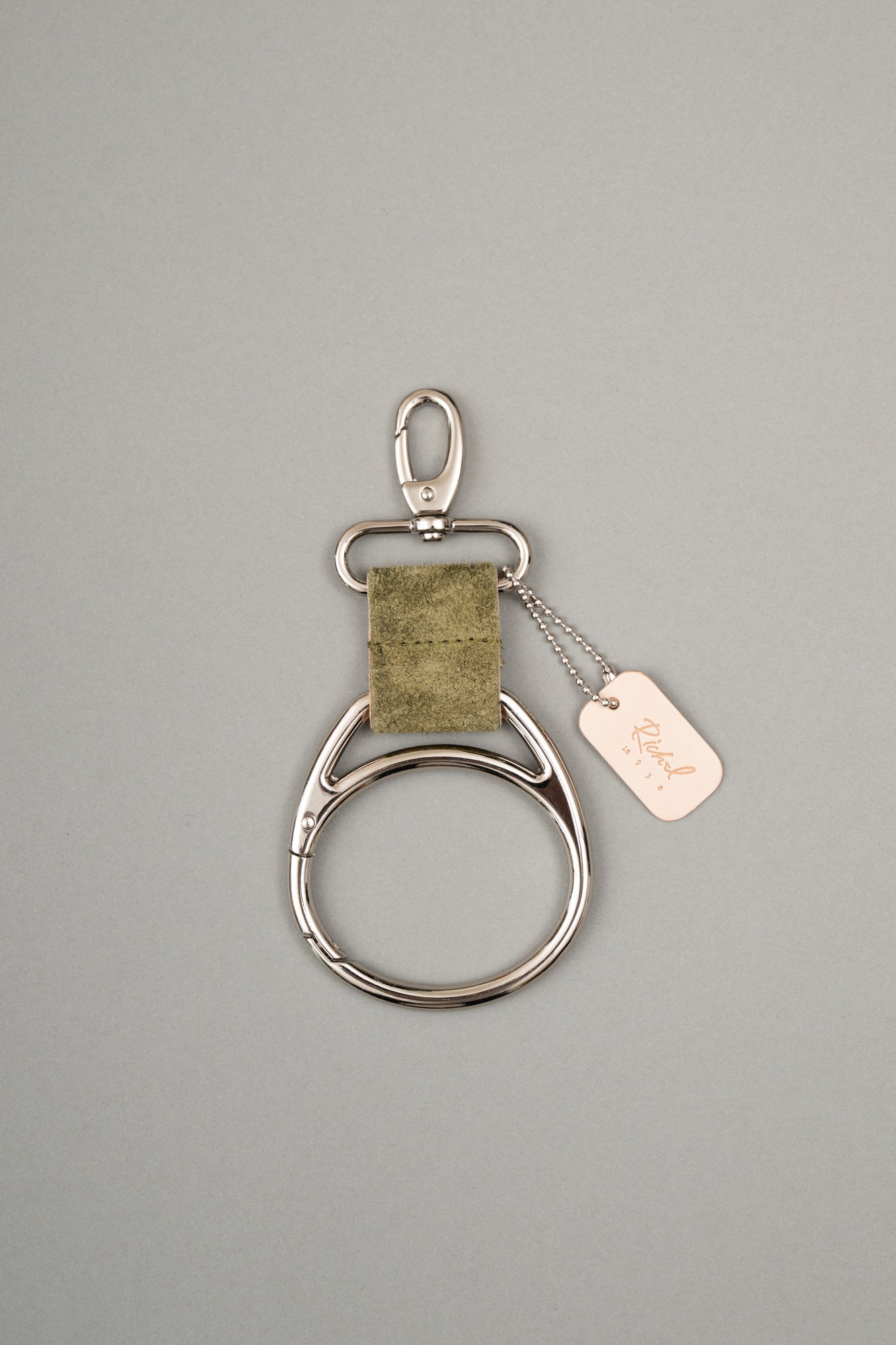 【Pre Order】Big Parts Keychain ( Khaki )