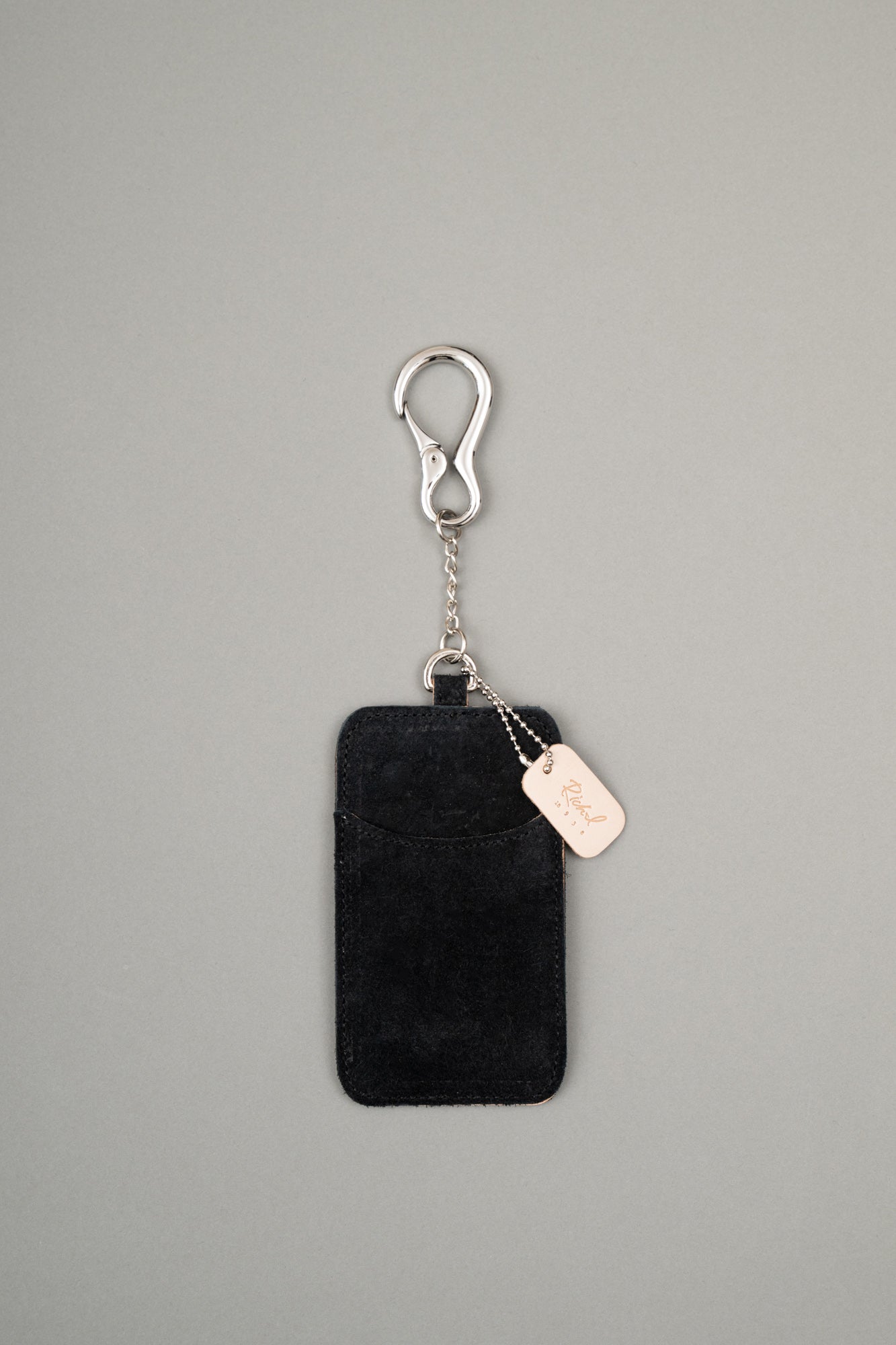 【Pre Order】Carabiner Chain Card Case ( Black )