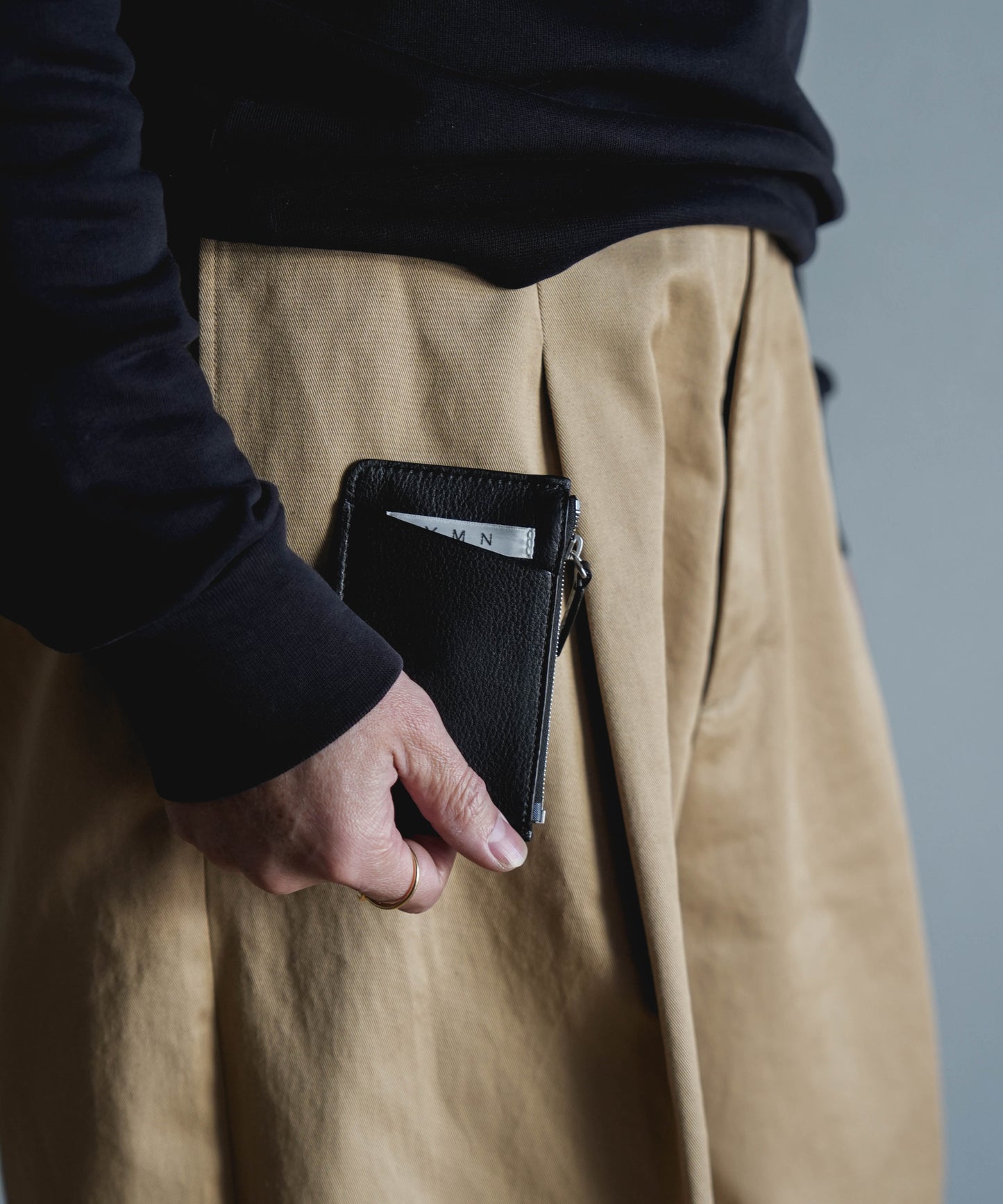 LEATHER MINI CARDCASE (Carabiner Model)