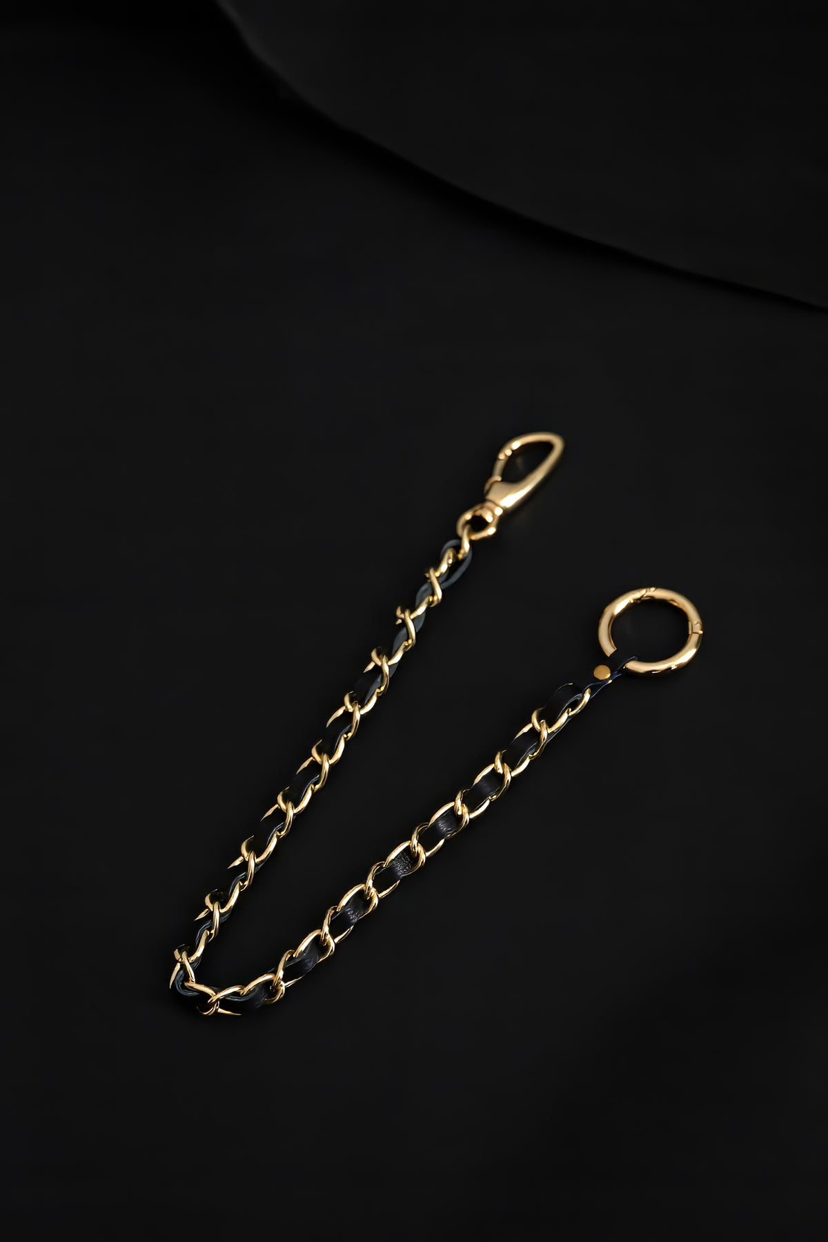 Leather Code Carabiner Chain（Gold）